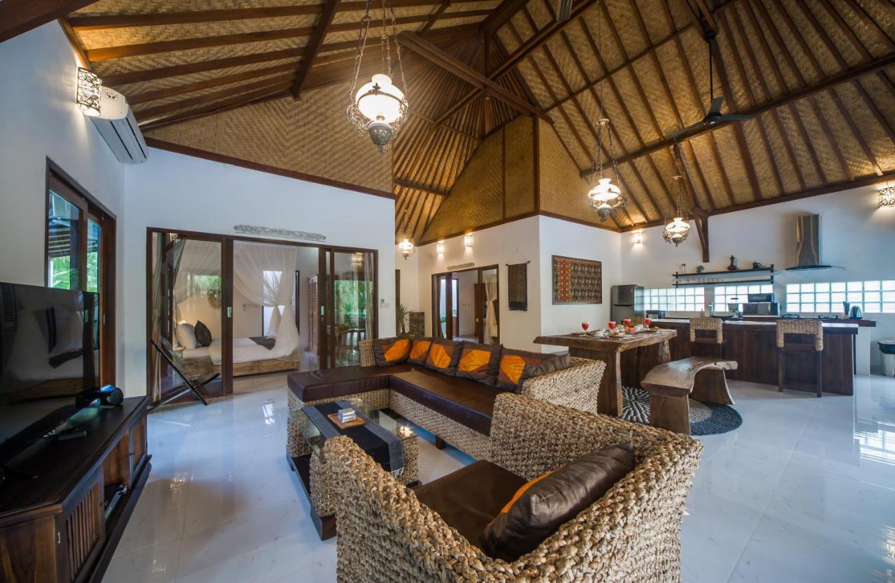Axros Villa Ubud Extérieur photo